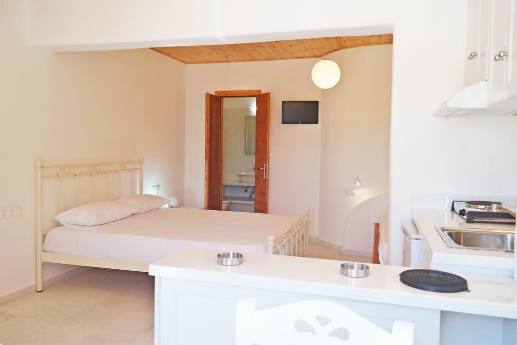 Katerina Suites Agios Prokopios  Exterior foto
